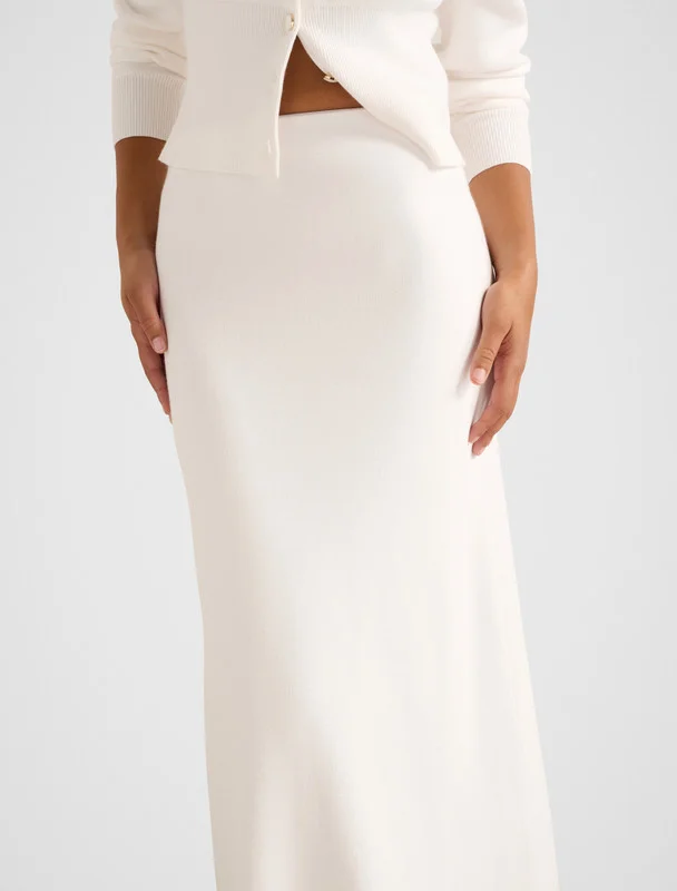 forever new  ALLY High Waist Knitted Midi Skirt for Women | Best Price UAE